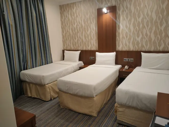 نشتري الاثاث الفندقي